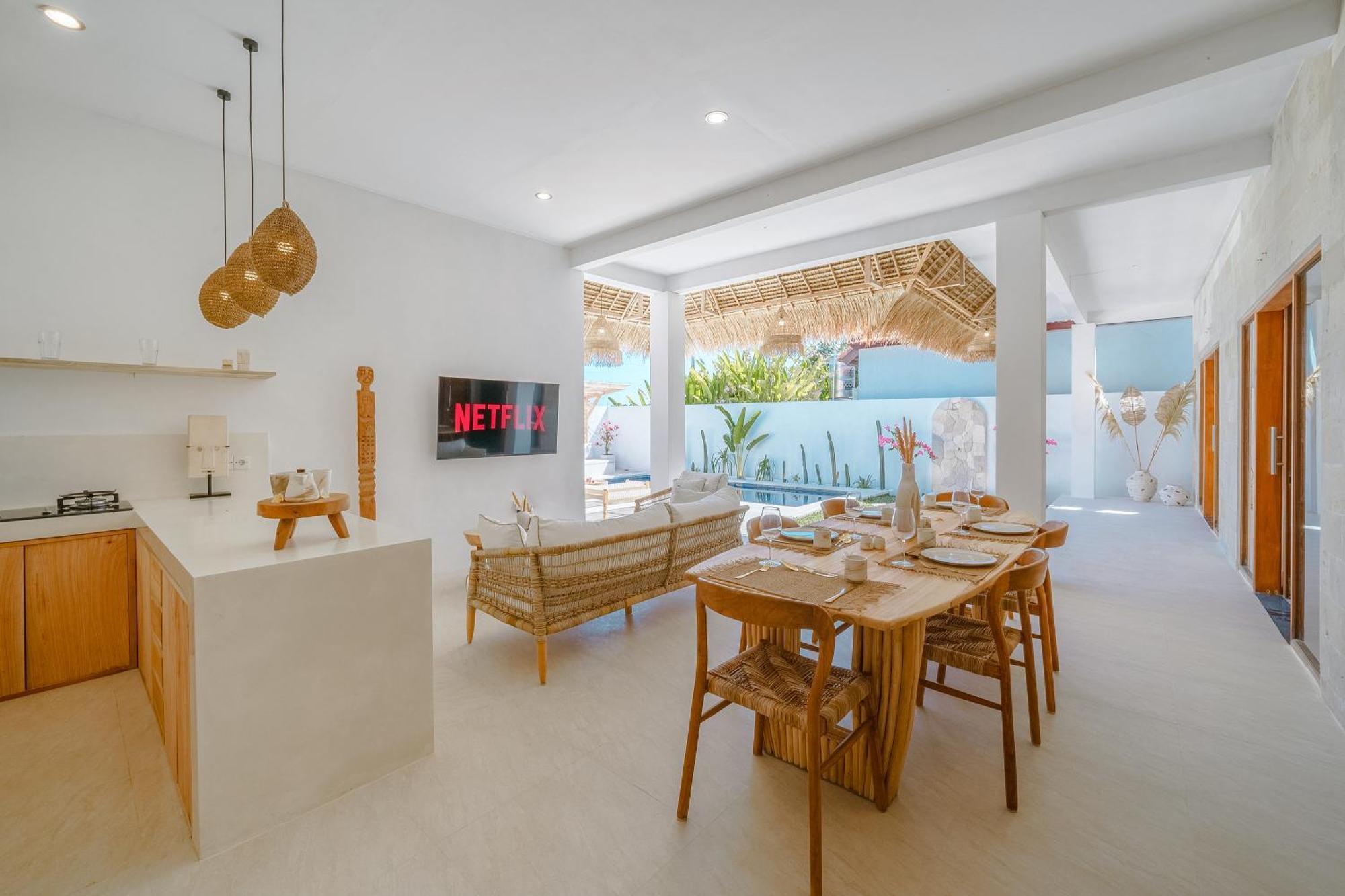 Paca - Rooftop, Outdoor Cinema & 2 Pools Overlooking Rice Fields Villa *