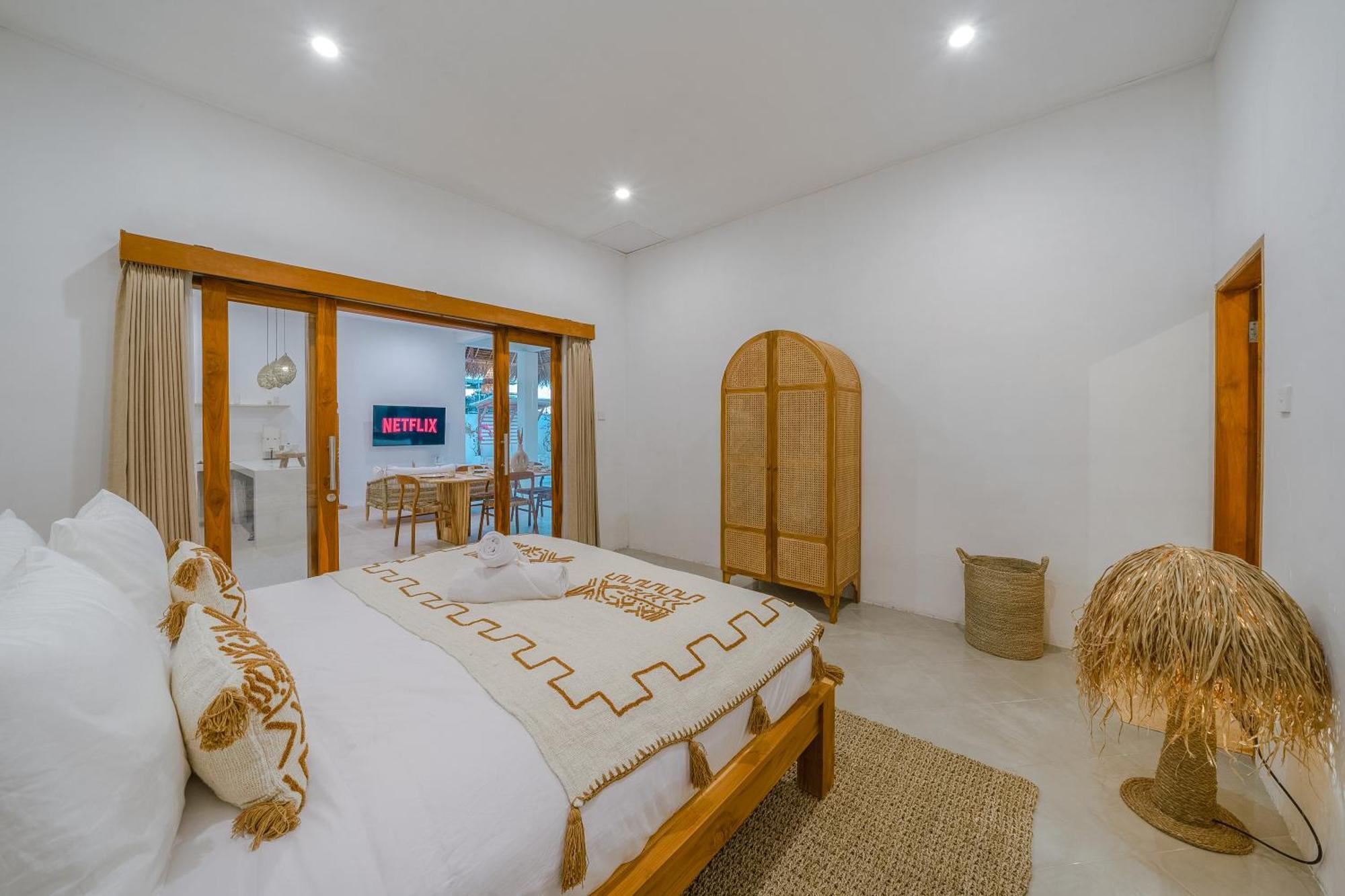 Paca - Rooftop, Outdoor Cinema & 2 Pools Overlooking Rice Fields * Canggu