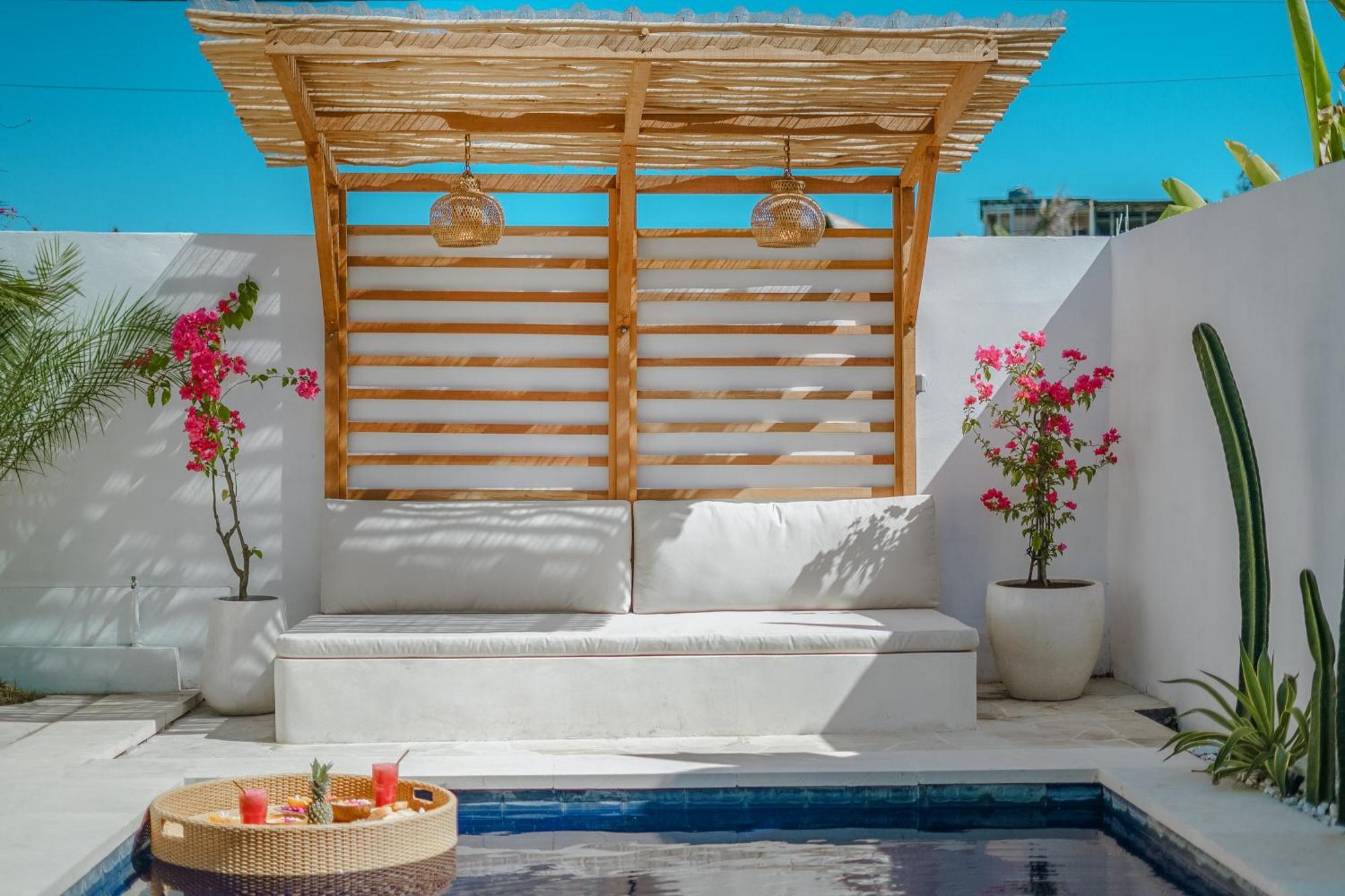 Paca - Rooftop, Outdoor Cinema & 2 Pools Overlooking Rice Fields Canggu