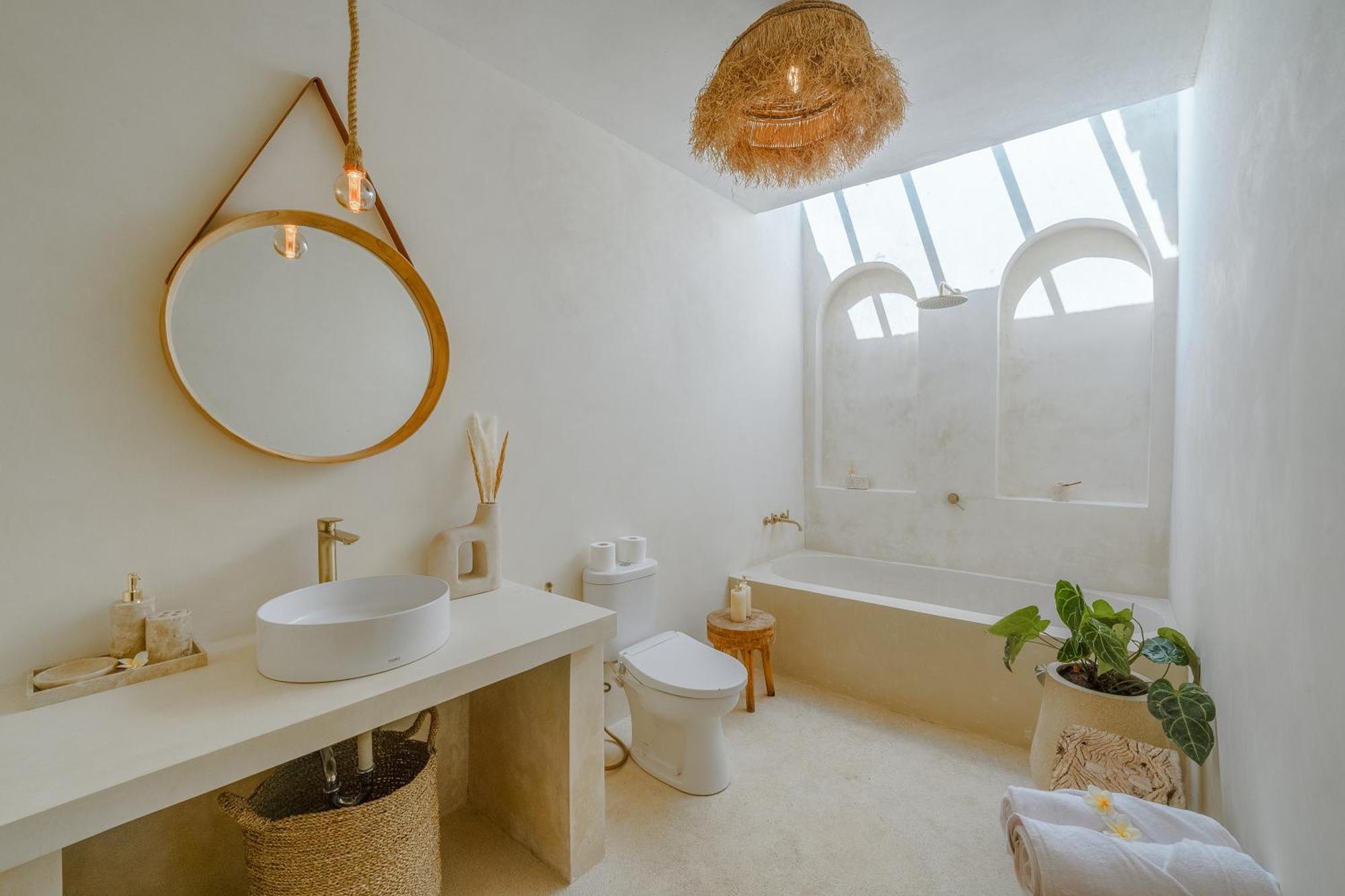 Paca - Rooftop, Outdoor Cinema & 2 Pools Overlooking Rice Fields Villa *